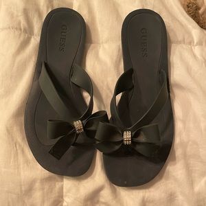 Guess bow flip flops navy blue size 6